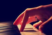 海上“速度与激情” 全国顶级帆板、风筝板赛事在北海举行央视新闻客户端.